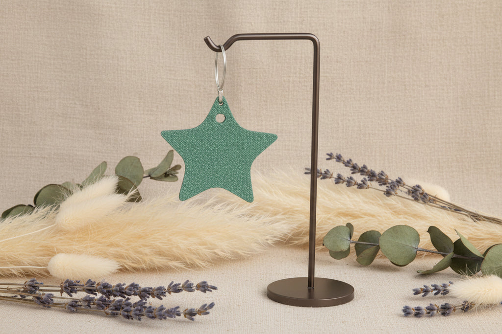 💖⭐ Handcrafted Resin Keychain – Heart & Star Collection