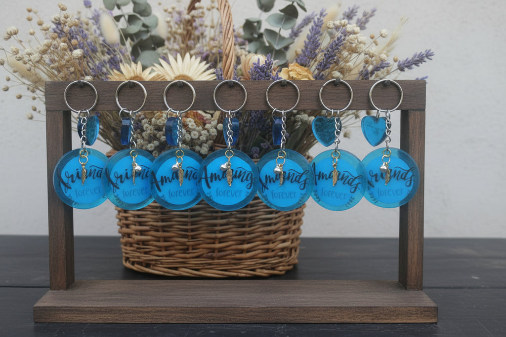 💙 Personalized Blue Resin Keychain – “Friends Forever” Name Design